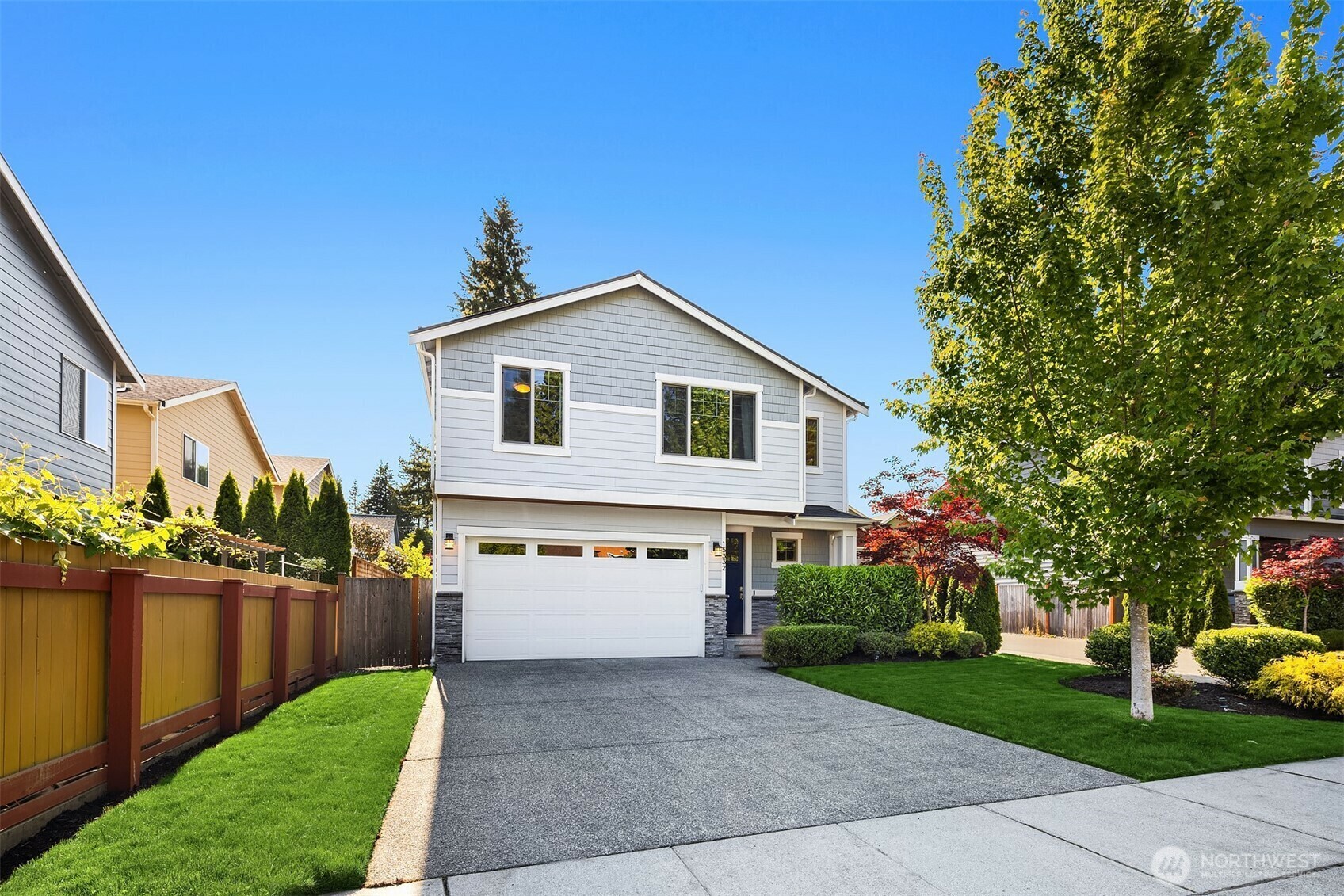 Property Photo:  15332  50th Place W 5  WA 98026 