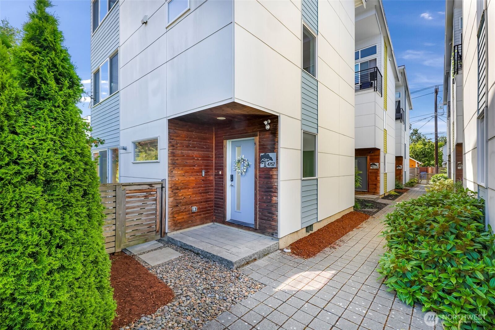 Property Photo:  4757  Delridge Way SW  WA 98106 