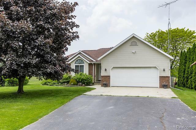 5409 North Road  Clyde Twp MI 48049 photo