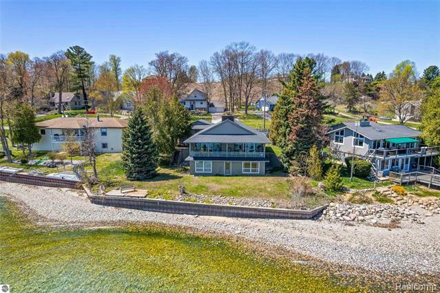 Property Photo: 9428 Center Road MI 49686