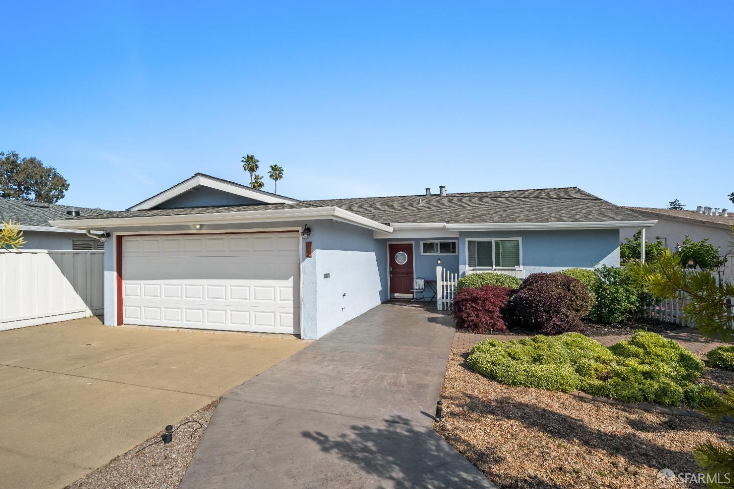Property Photo: 609 Sand Hook Isle CA 94501