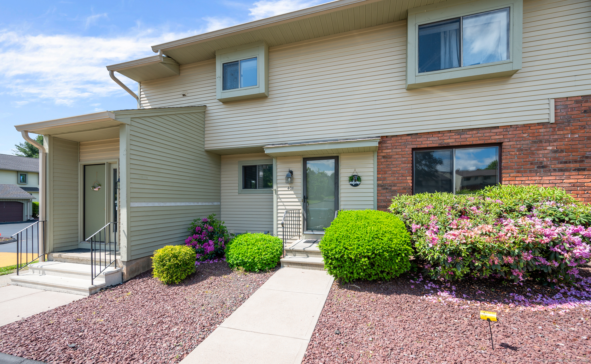 Property Photo: 401 Summer Hill Drive 401 CT 06074