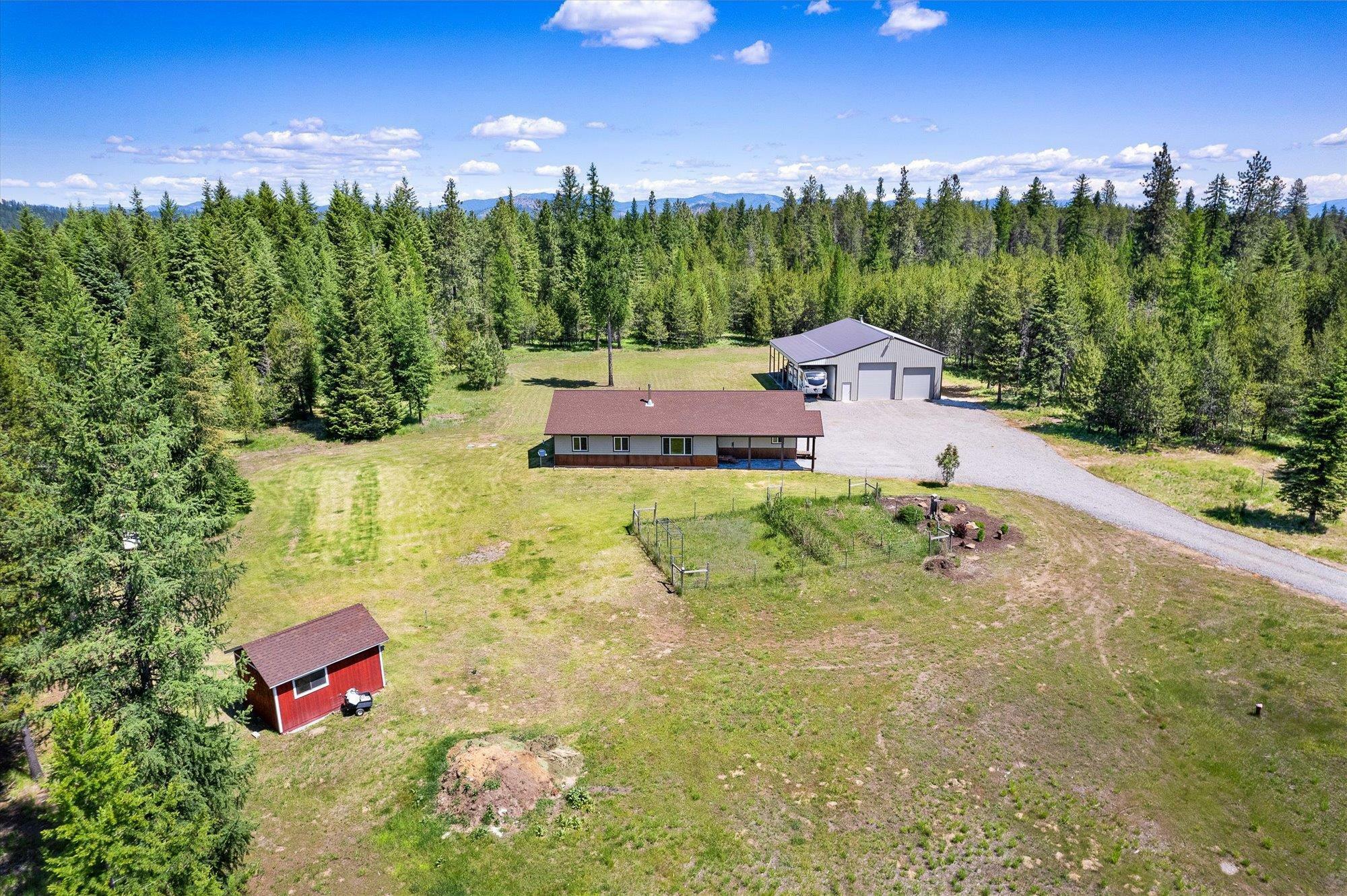 Property Photo: 1042 Driskill Rd WA 99156
