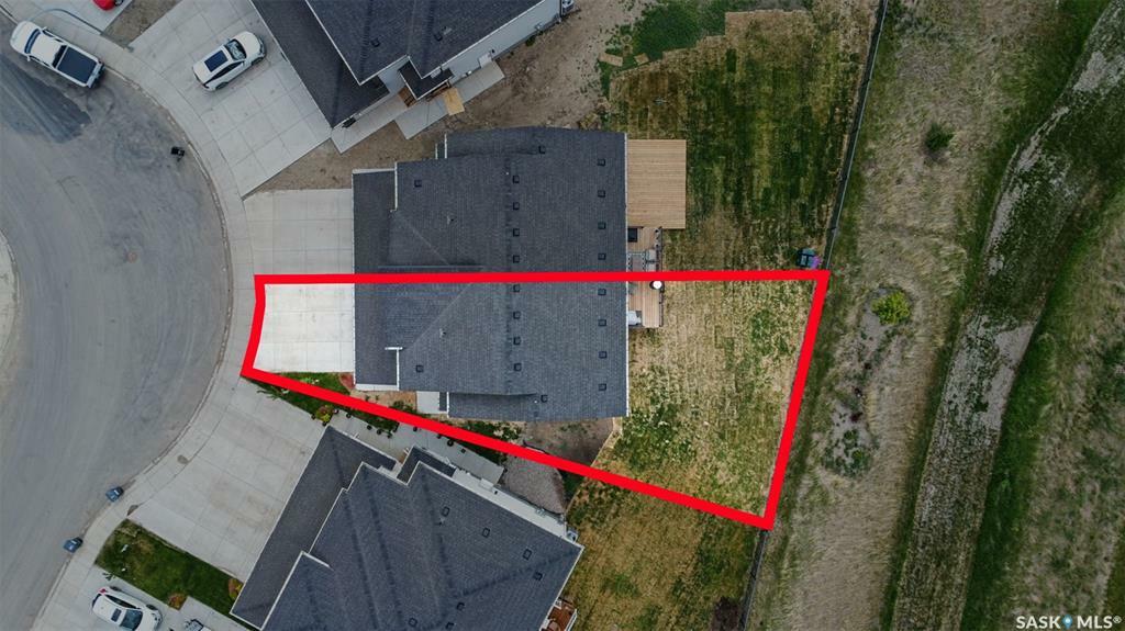Property Photo: 426 Myles Heidt Manor SK S7W 1J1