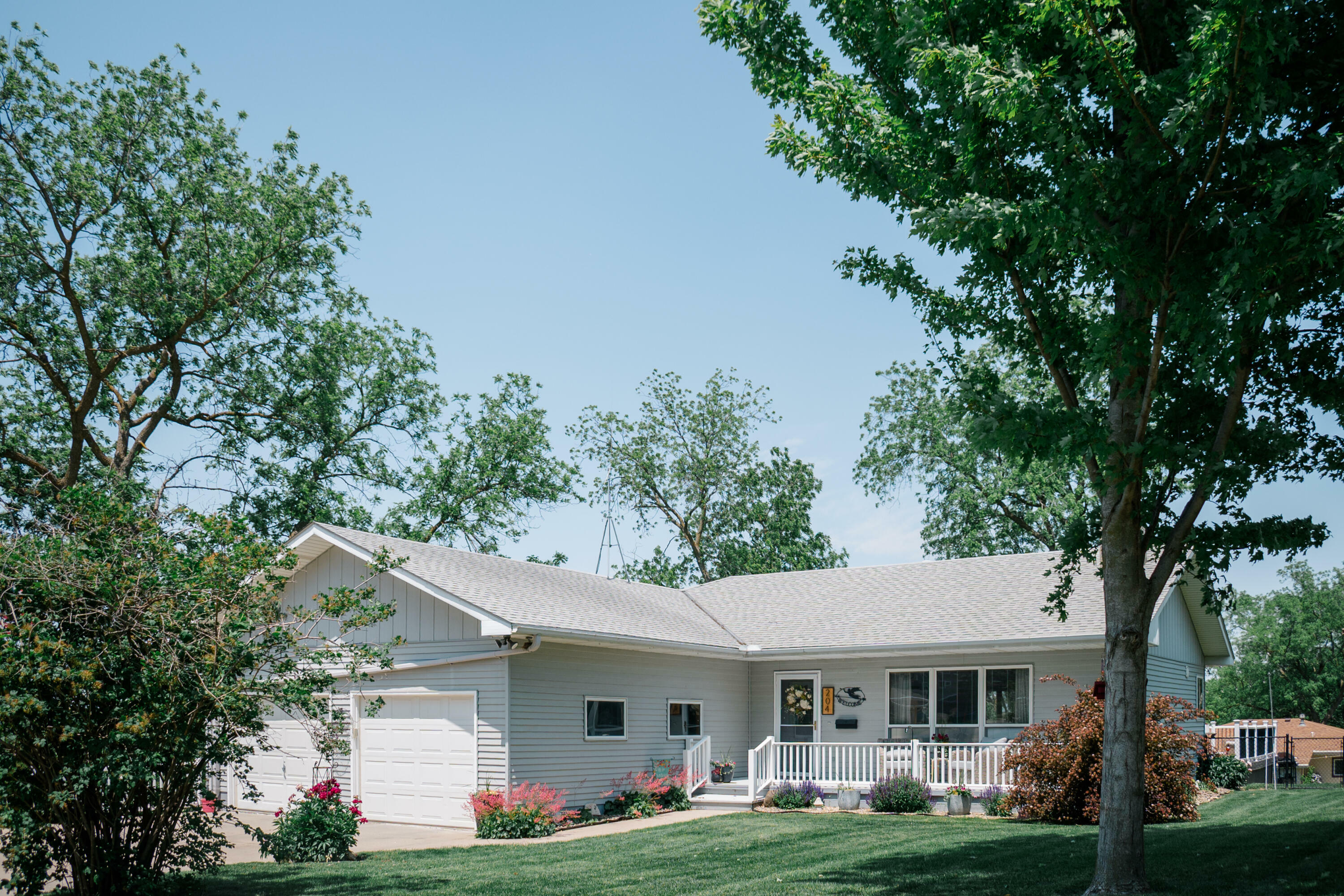 Property Photo: 204 E Mill Street IA 51521