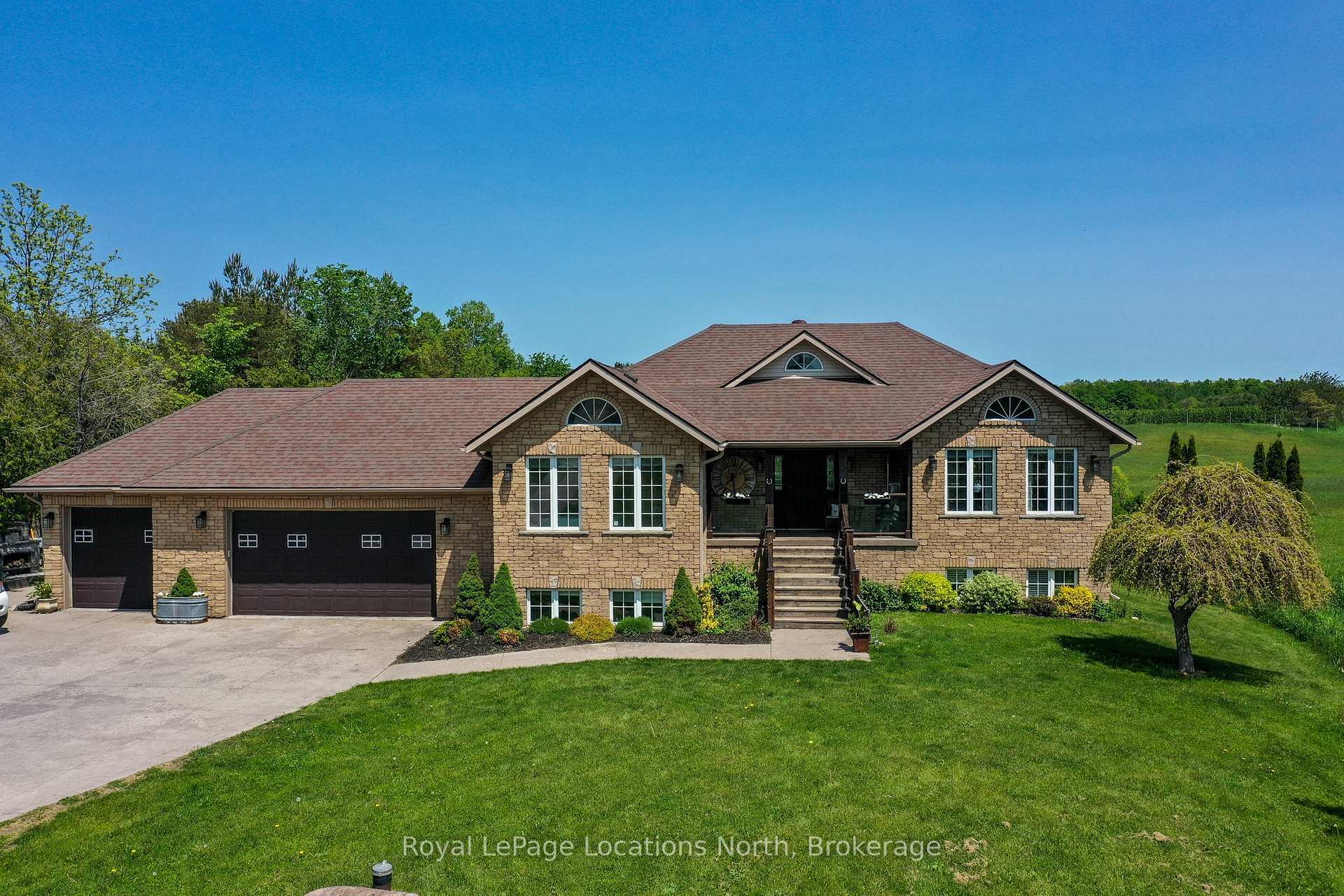 Property Photo: 2995 Nottawasaga Concession 10 Road N ON L9V 3V9