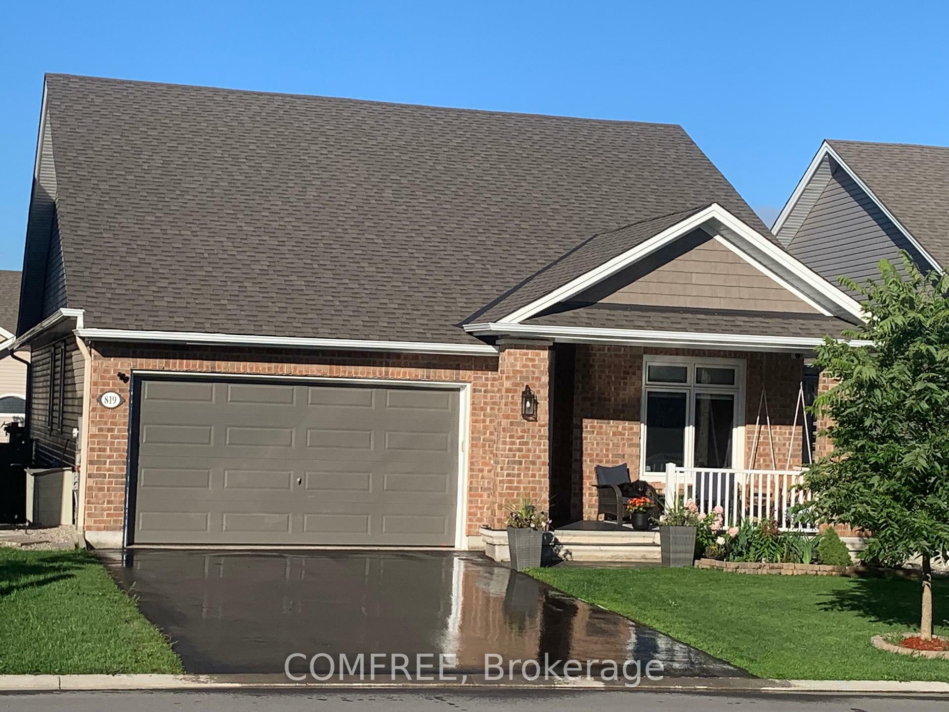 819 Tewin Circle  Orleans - Cumberland and Area ON K4A 1K2 photo