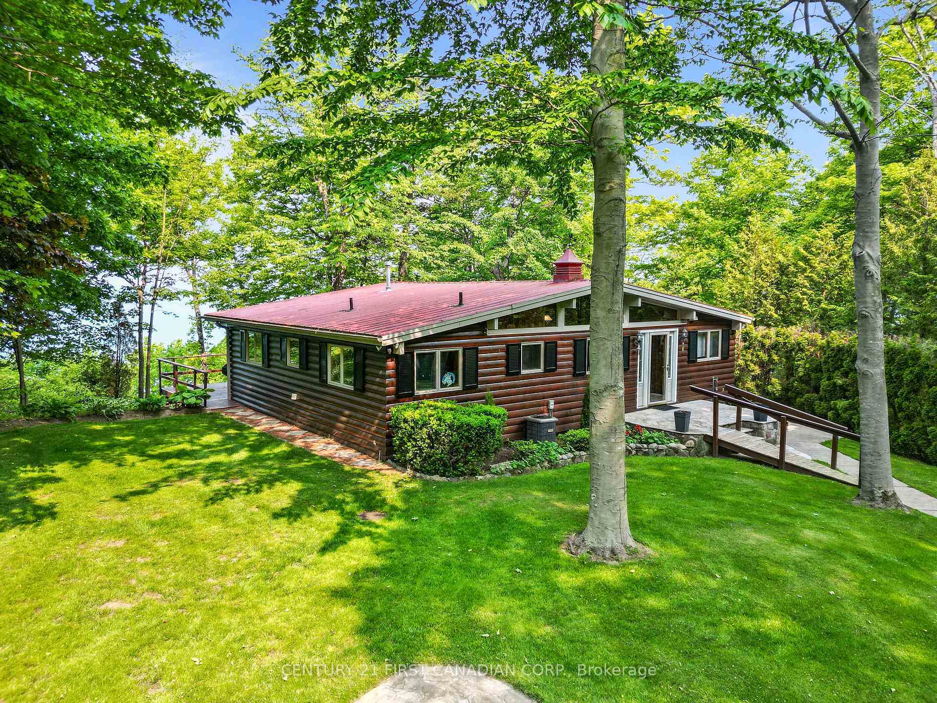Property Photo: 74395B Snowden Crescent ON N0M 1G0
