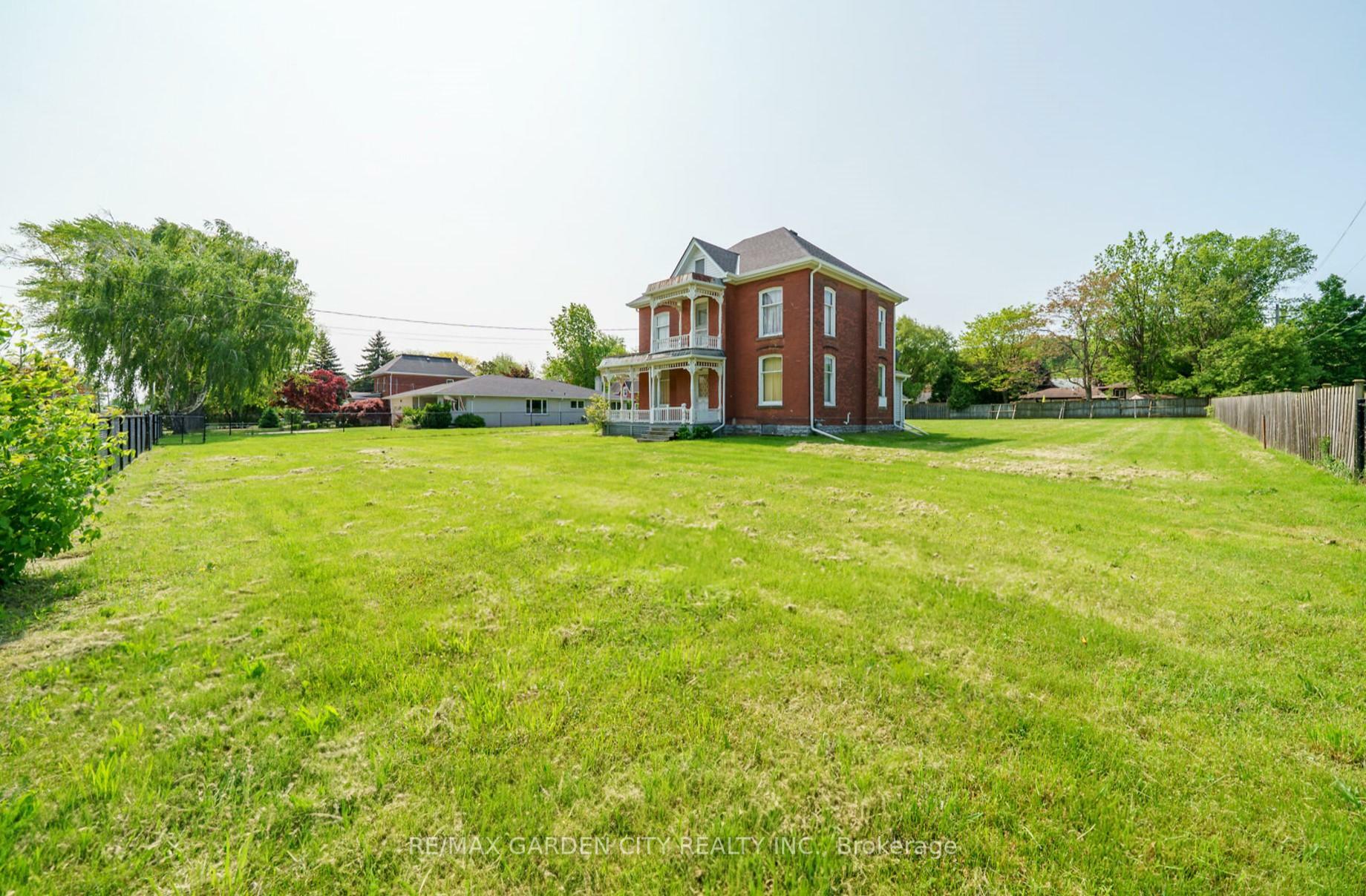 Property Photo: 122 Main Street E ON L3M 1N8
