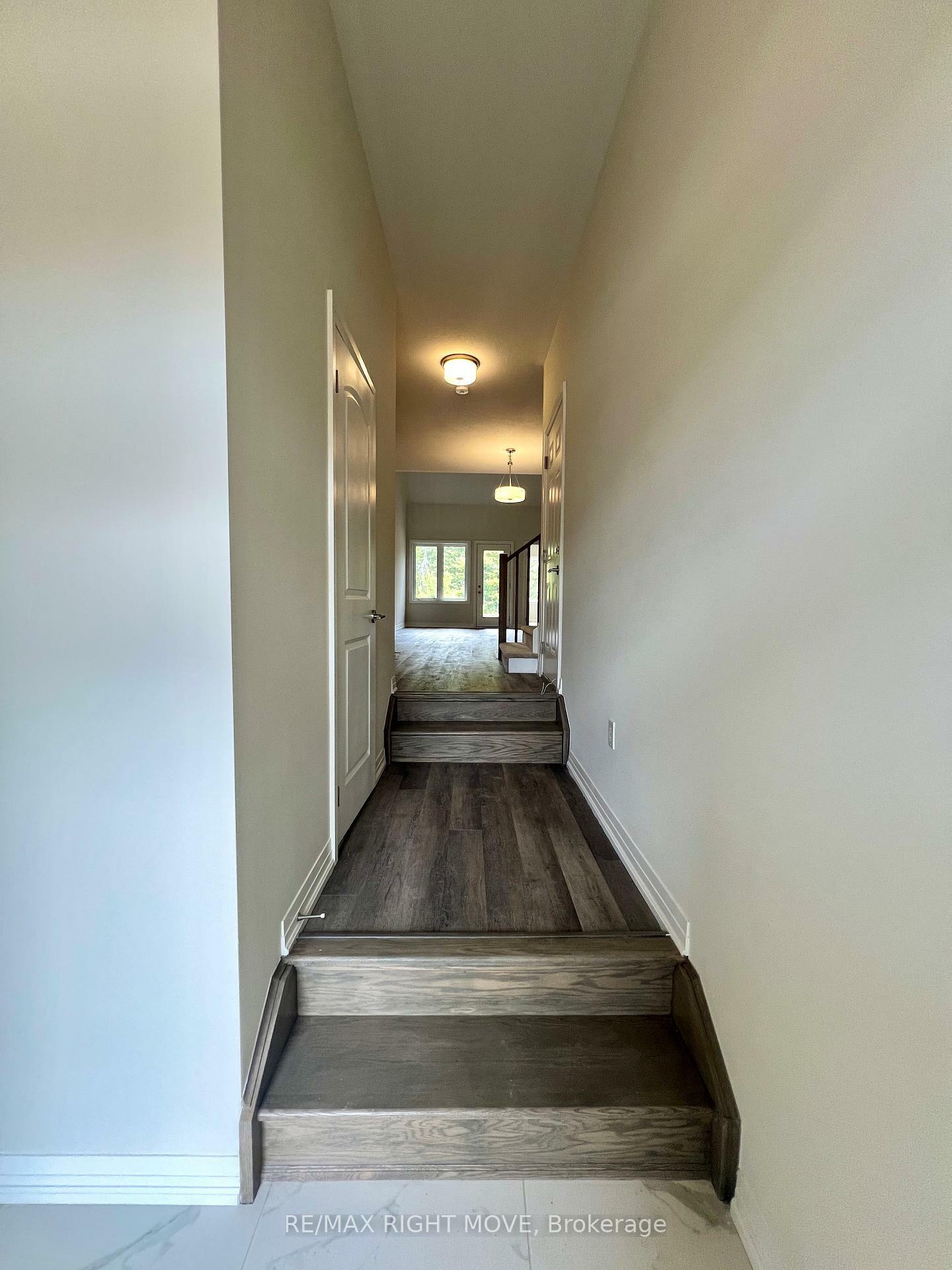 Property Photo: 3052 Sandy Acres Avenue ON L3V 0Y4