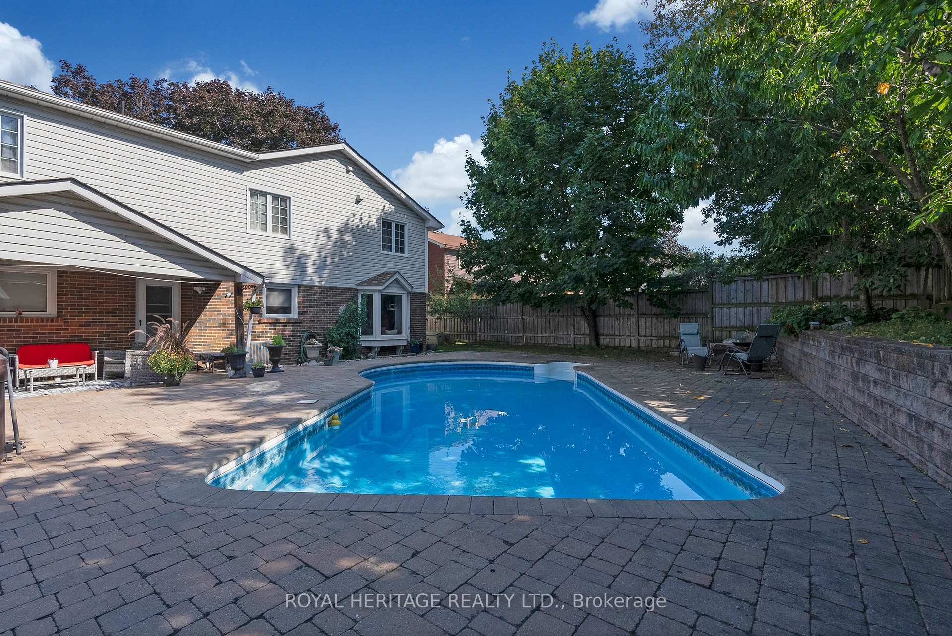 Property Photo: 314 St Lawrence Street ON L1N 1H1