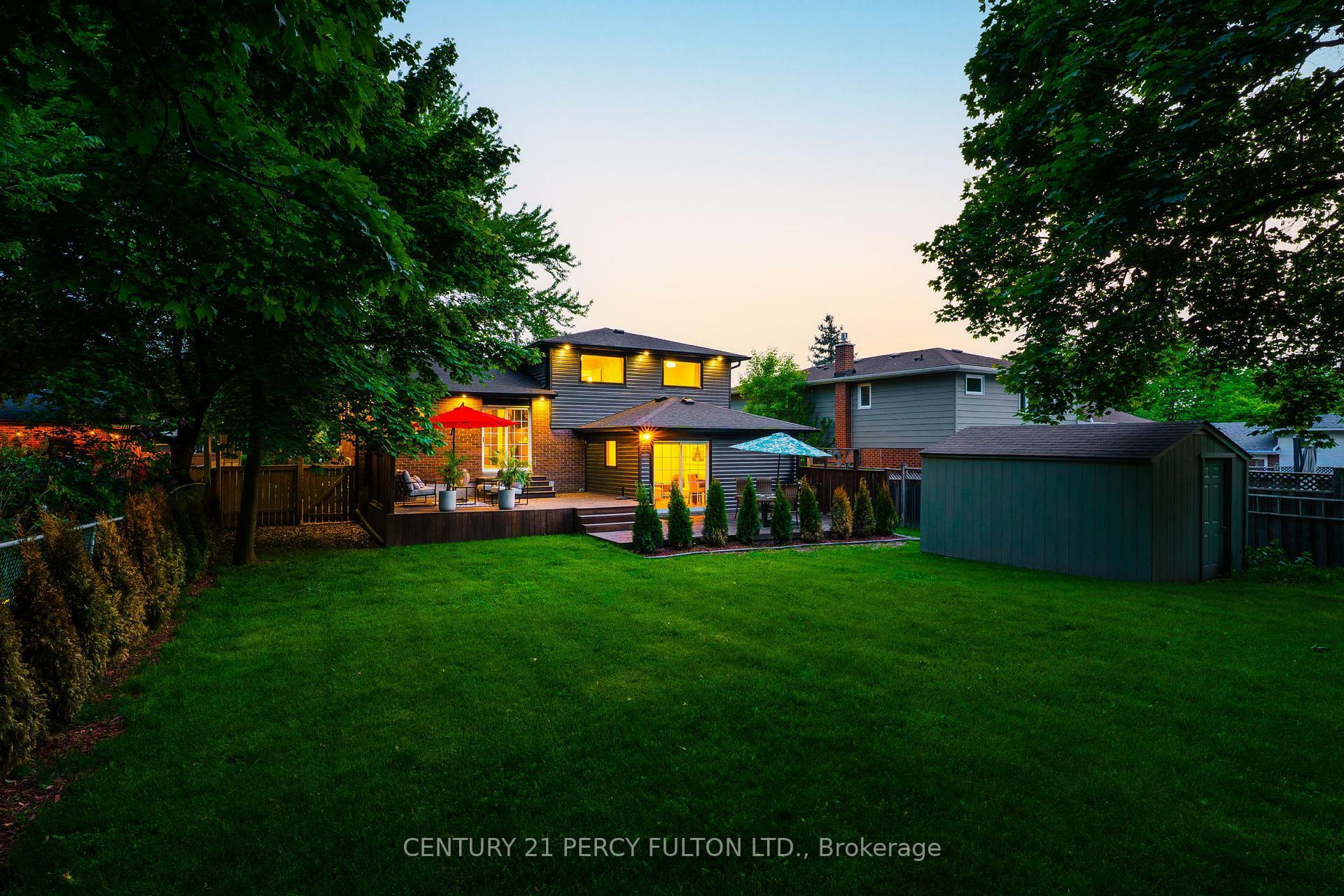 Property Photo:  269 Ridge Drive  ON L9T 1X2 