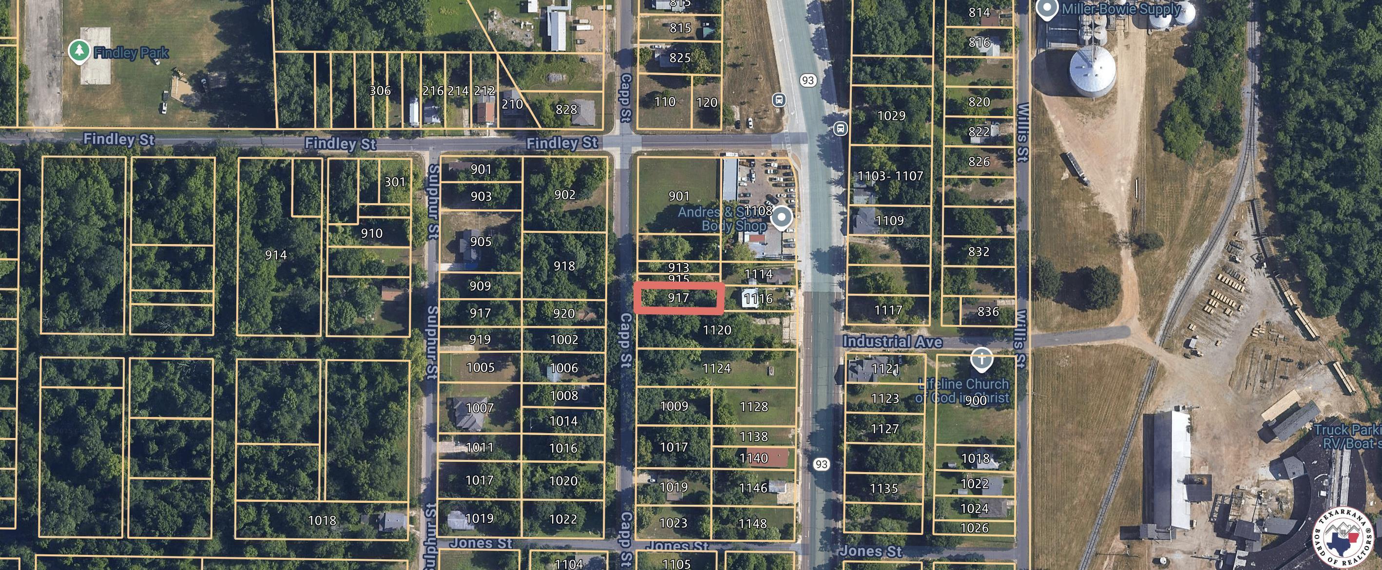 Property Photo:  917 Capp  TX 75501 