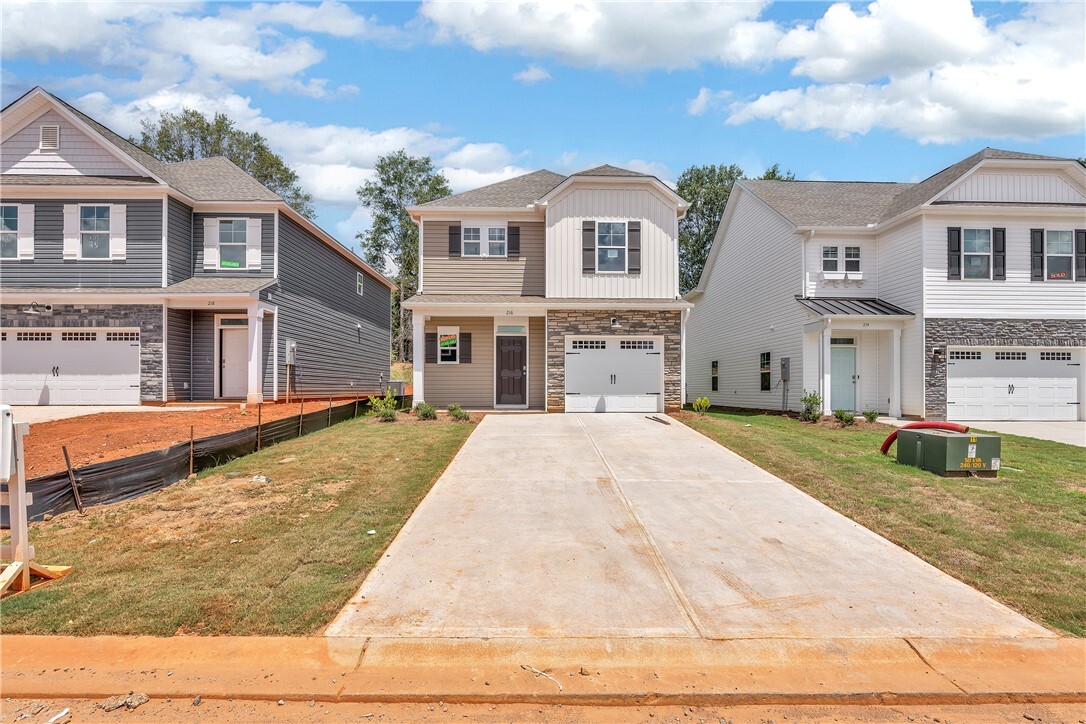 Property Photo: 216 Brown Circle SC 29642