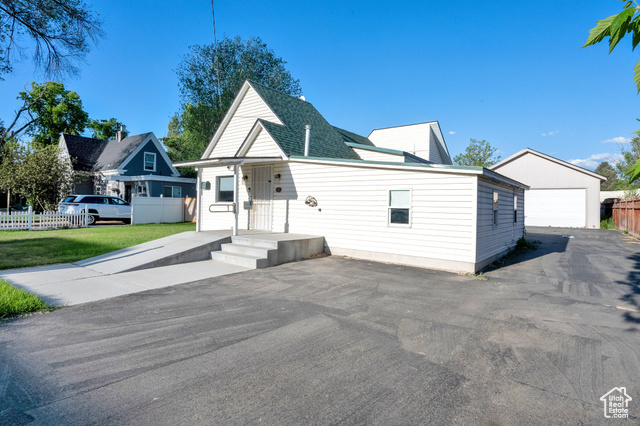 Property Photo: 41 S 100 E UT 84032