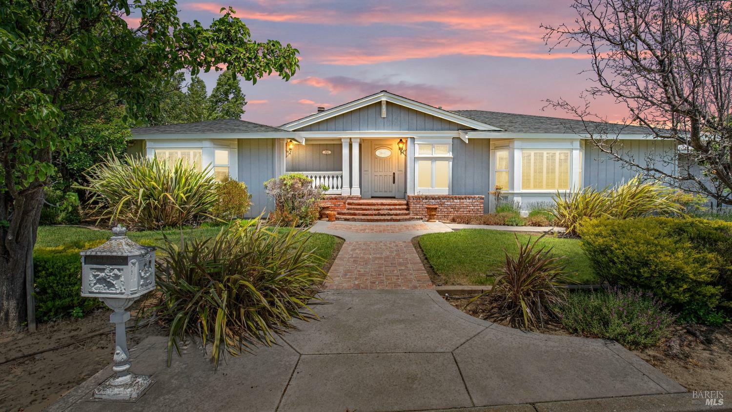 Property Photo: 3114 Lomita Court CA 94534