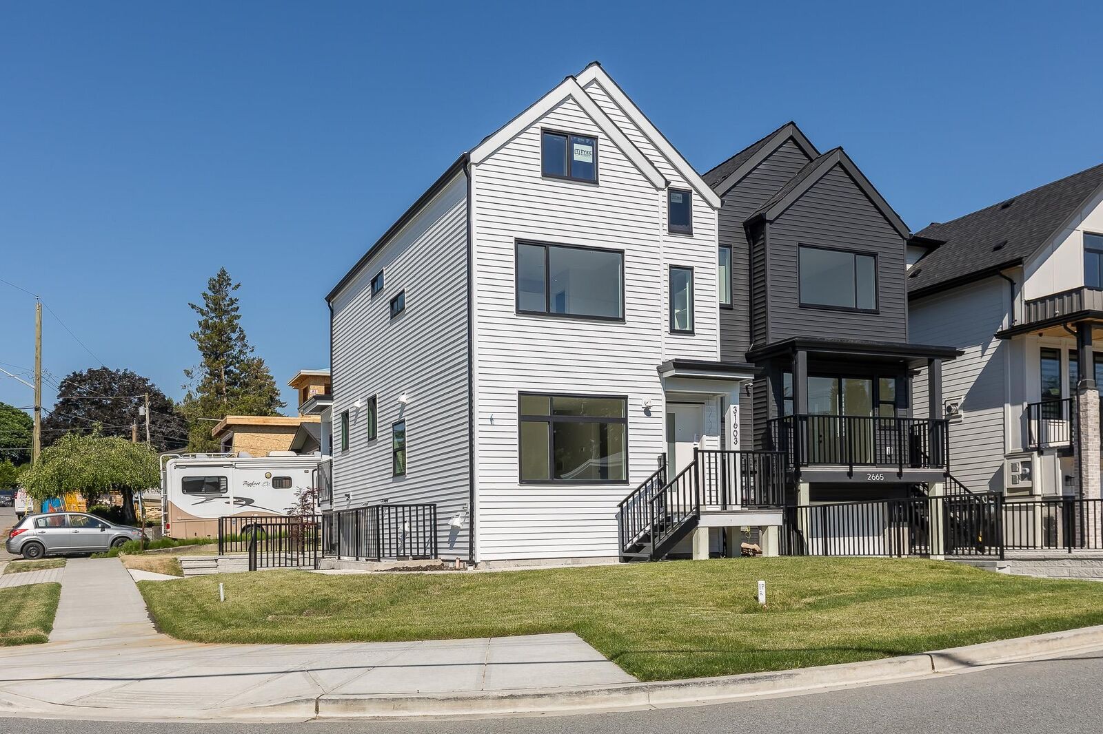 Property Photo: 31603 Clearview Crescent BC V2T 1Z2