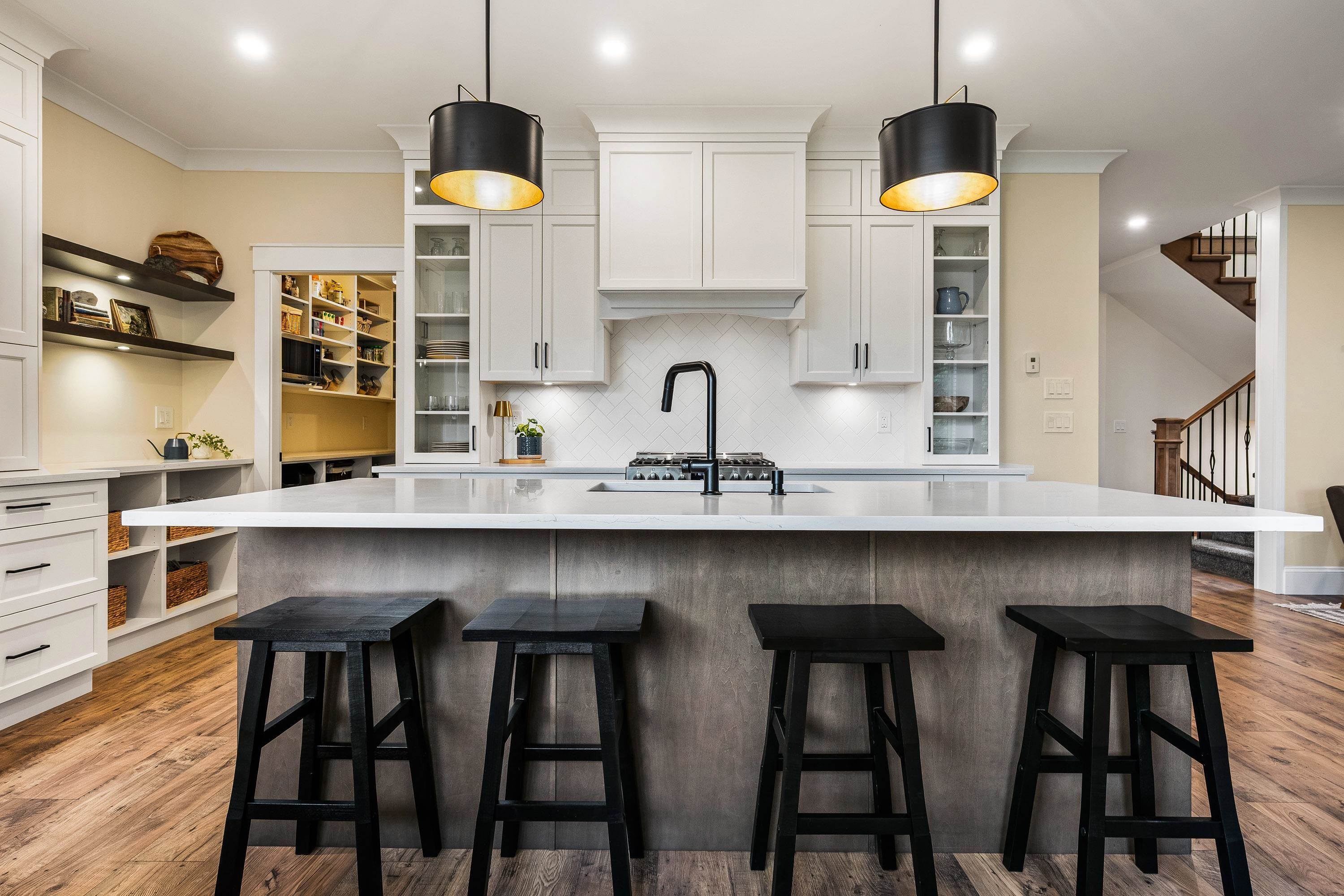 Property Photo: 46379 Uplands Road 6 BC V2R 4W1