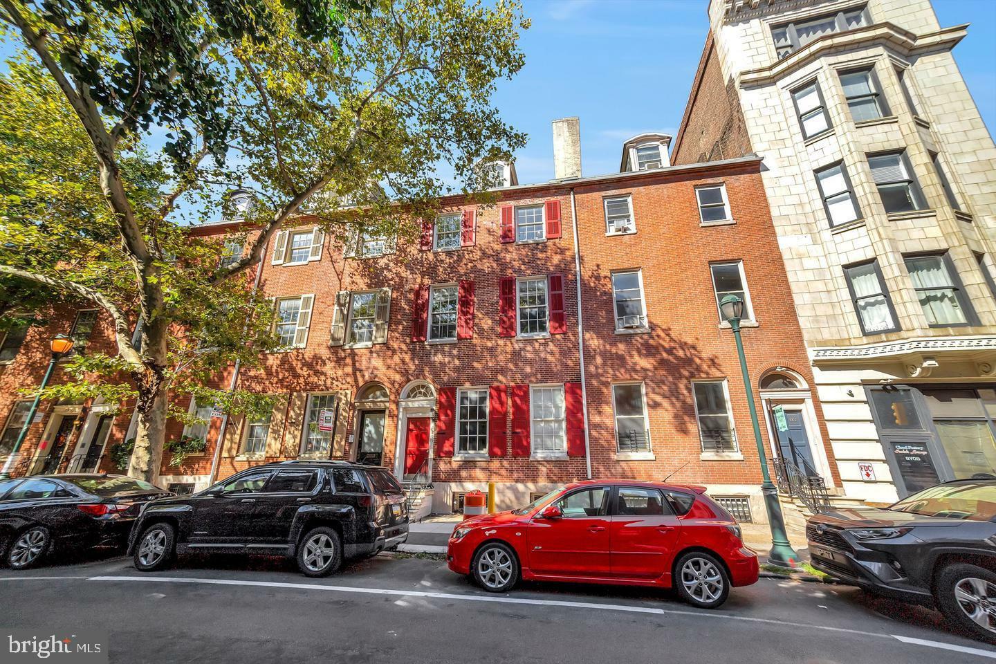Property Photo: 1205 Spruce Street 4 PA 19107