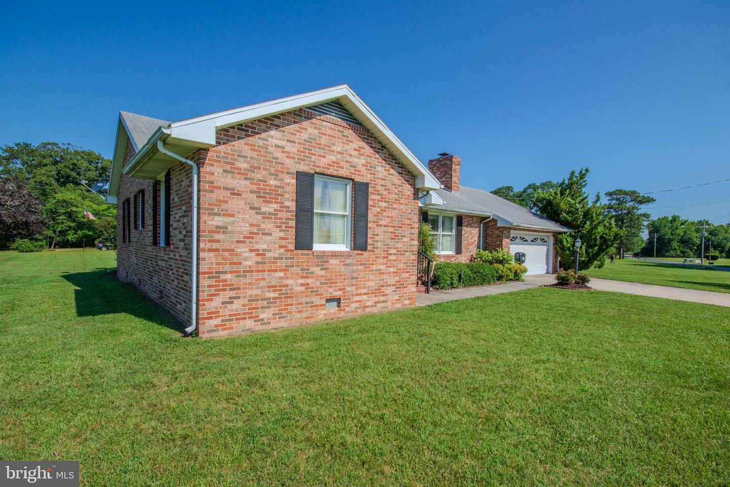 Property Photo:  350 Tilghman Road  MD 21804 