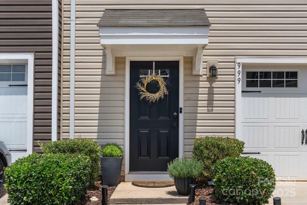 Property Photo: 999 Rushing Lane 13 SC 29715