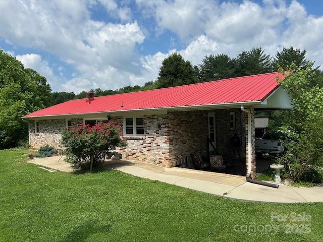 Property Photo: 135 Smathers Street NC 28721