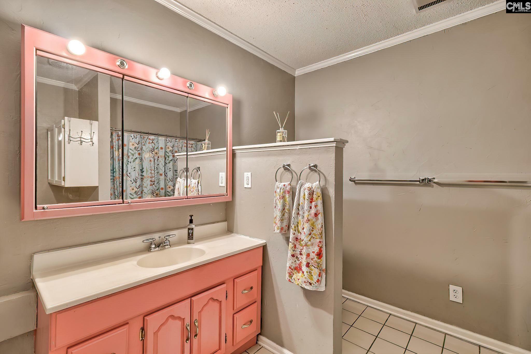 Property Photo: 103 Silver Lake SC 29212-2428