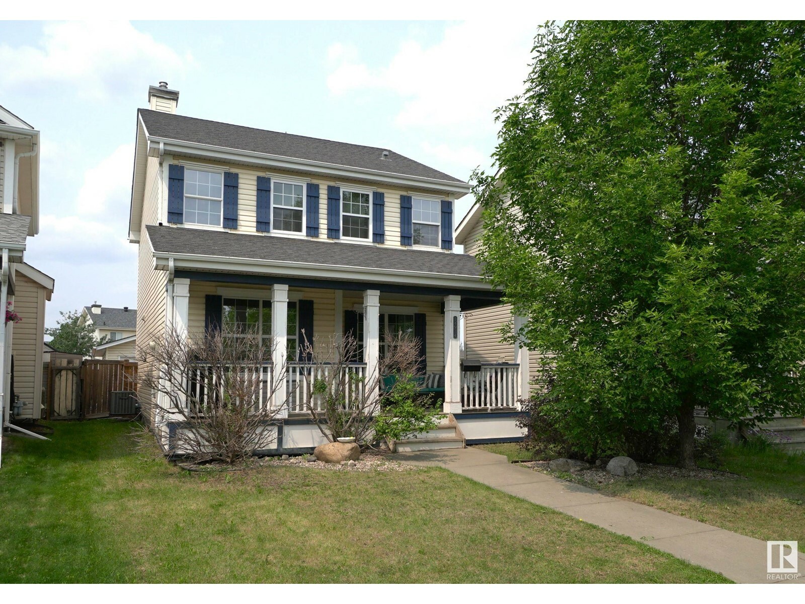 Property Photo: 14934 139 St NW AB T6V 1T7