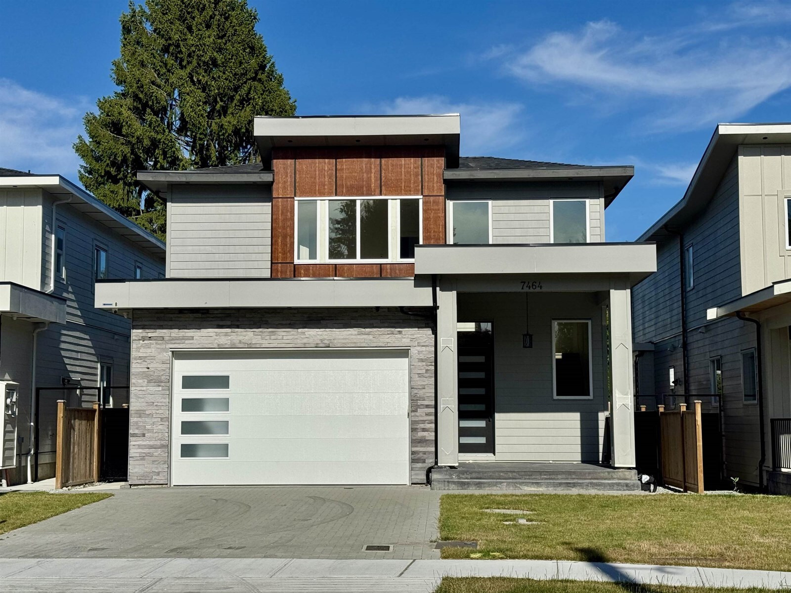 Property Photo: 7464 115 BC V4C 5M5