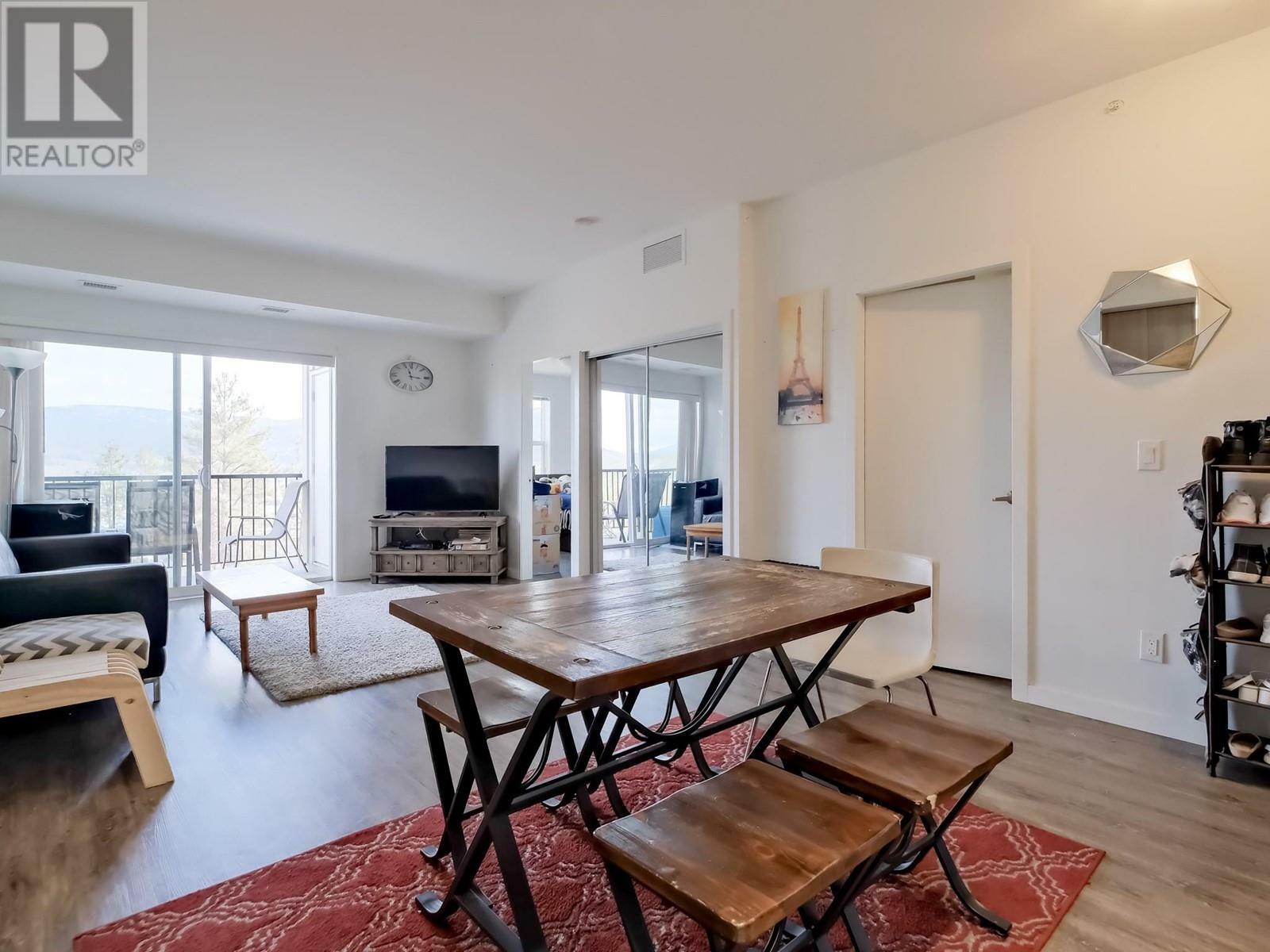 Photo de la propriété: 935 Academy Way 306 BC V1V 3A4