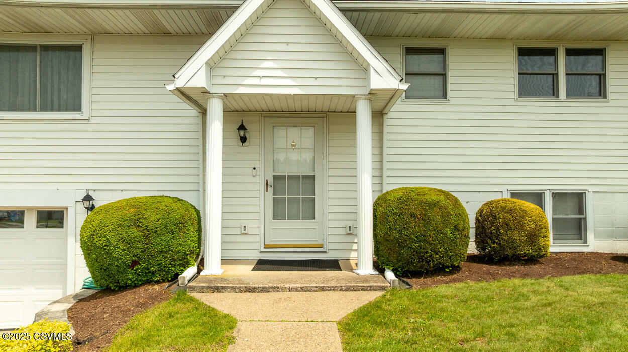 Property Photo: 306 Clybourne Avenue PA 18603