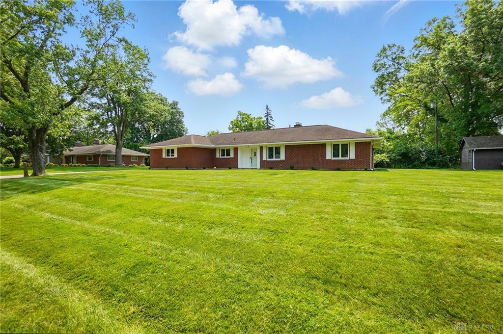 Property Photo:  220 Cardigan Road  OH 45459 
