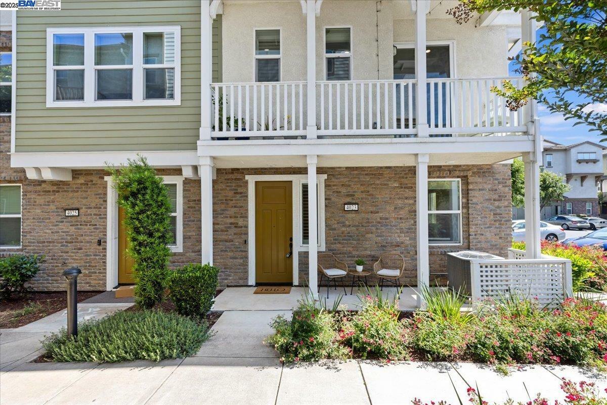 Property Photo: 4023 Clare St CA 94568
