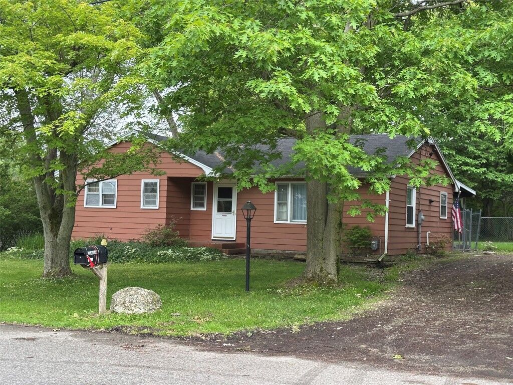 Property Photo: 2741 E 29th Street PA 16510