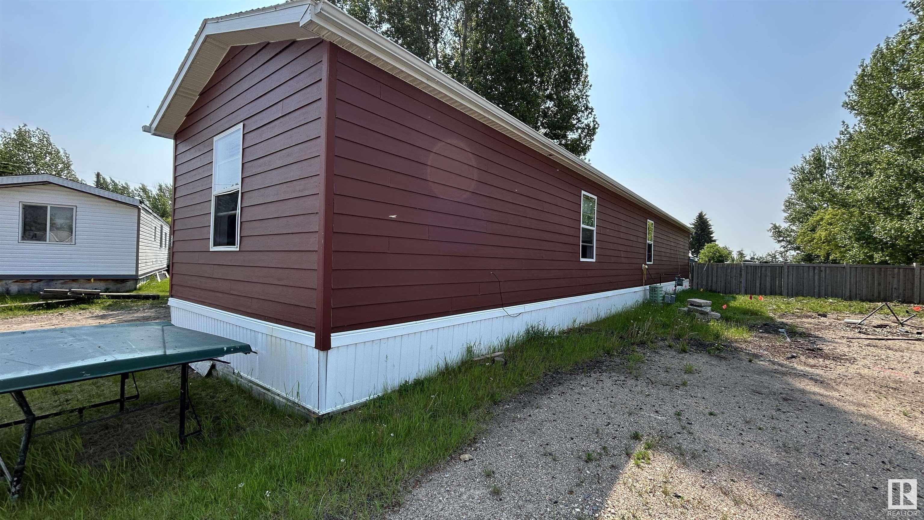 Property Photo: 5508 55 Street AB T9N 2C6