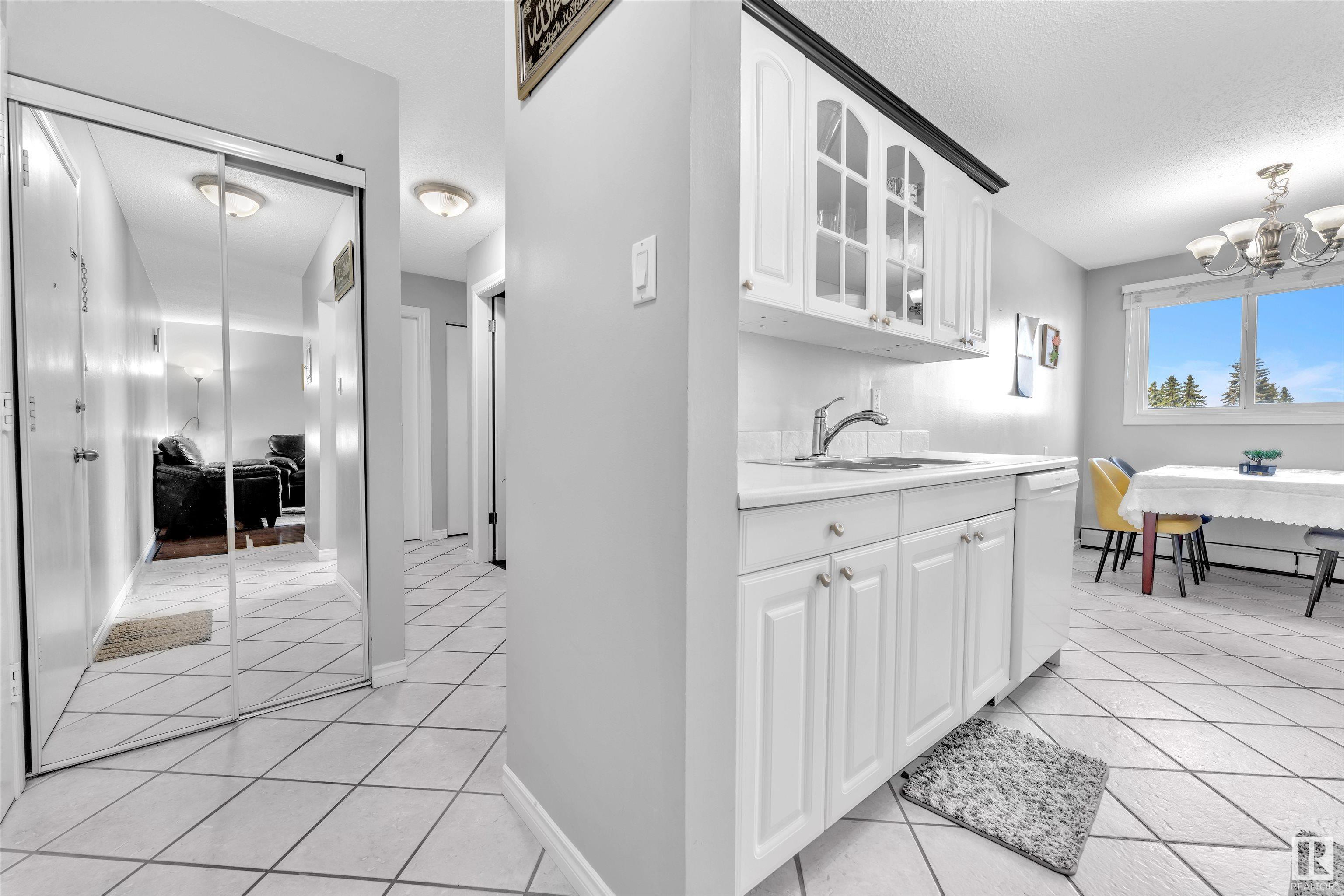 Property Photo: 3835 107 Street NW 301 AB T6J 2N7