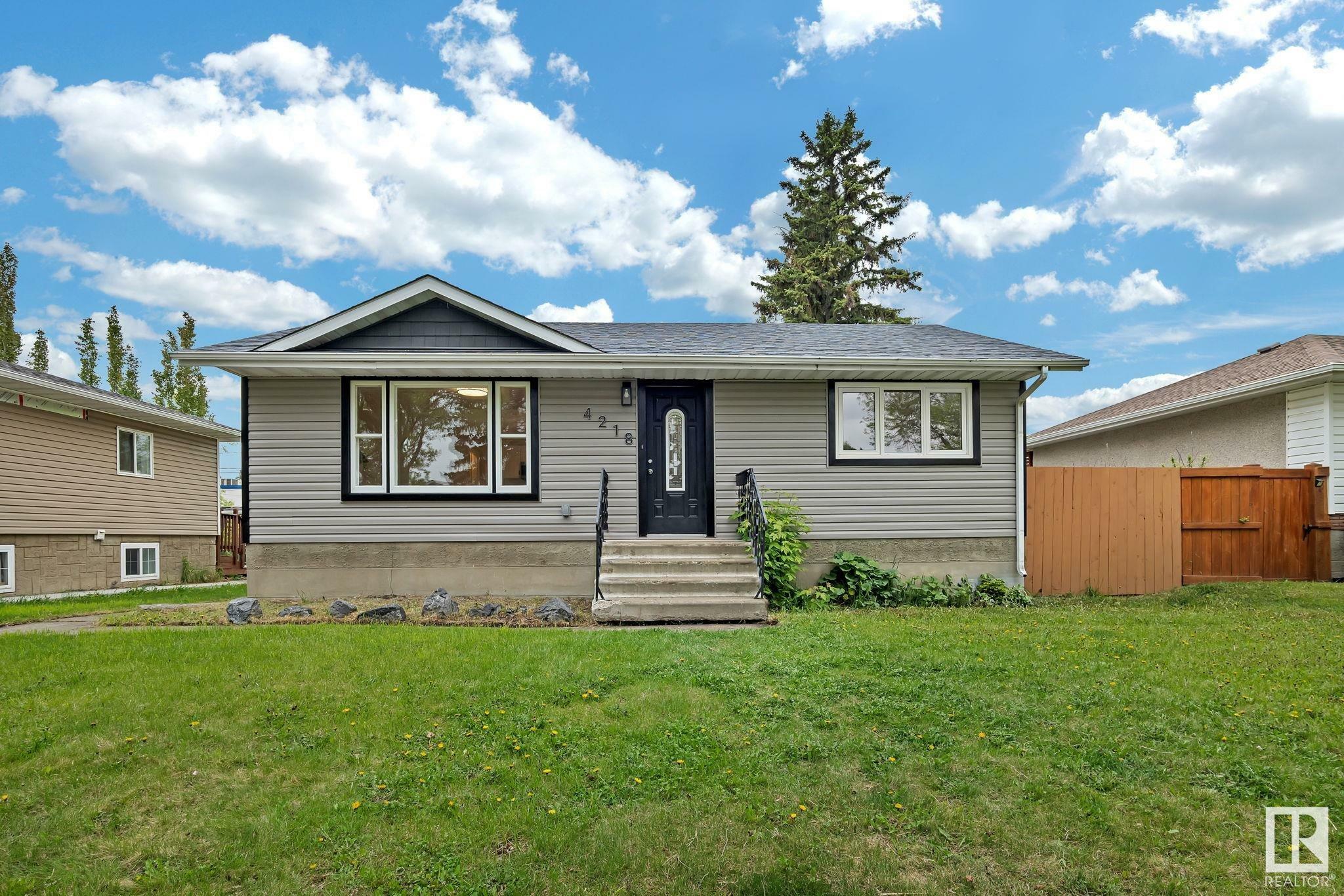 Property Photo:  4218 117 Avenue NW  AB T5W 0Y4 