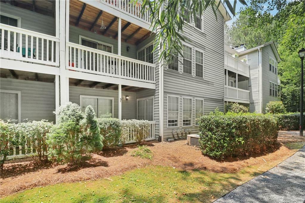 Property Photo: 1931 Brian Way GA 30033