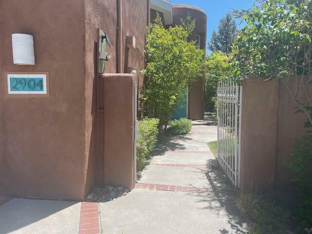 Property Photo: 2904 Calle De Alamo NW NM 87104