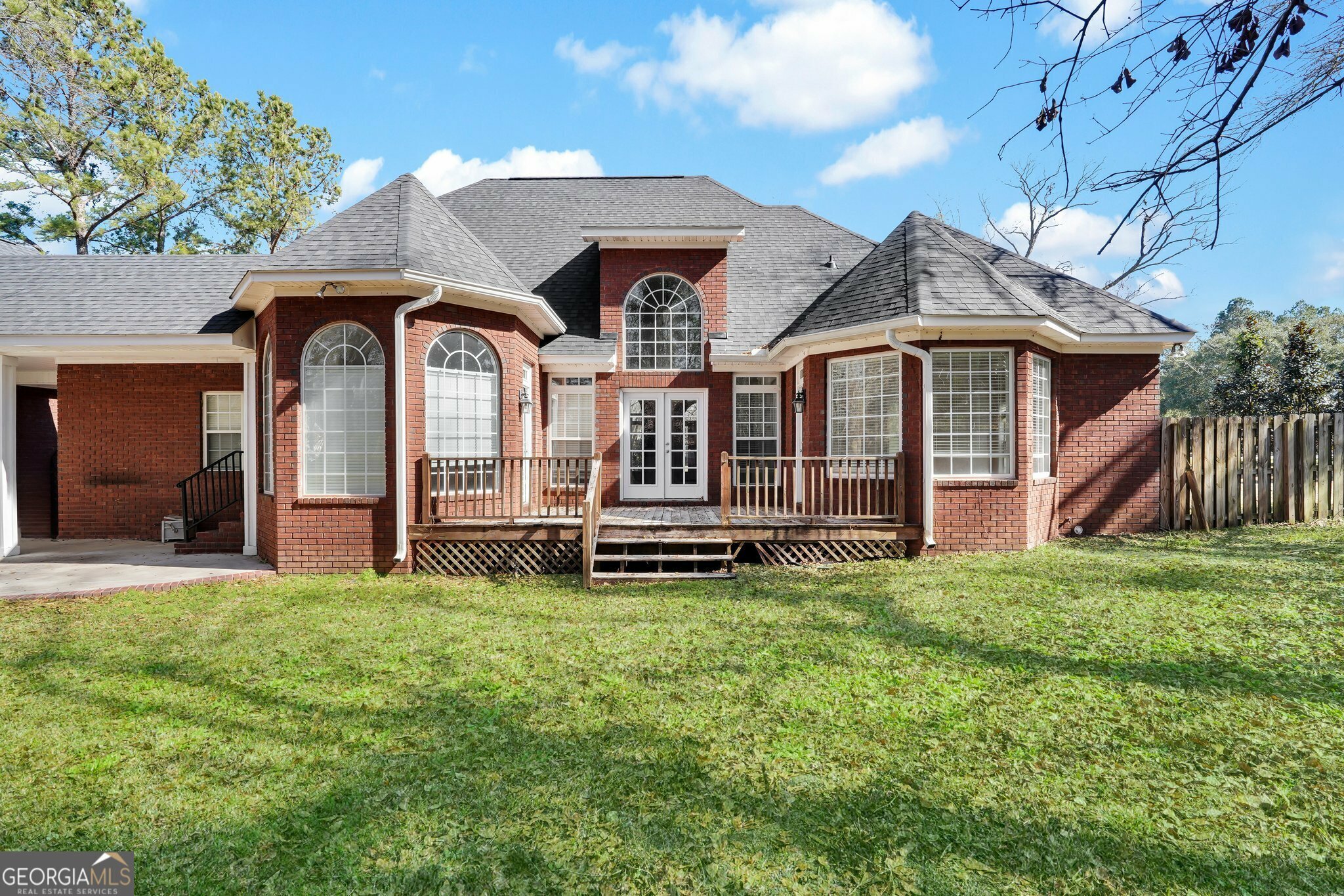 Property Photo: 2001 Glen Oaks Drive GA 30461