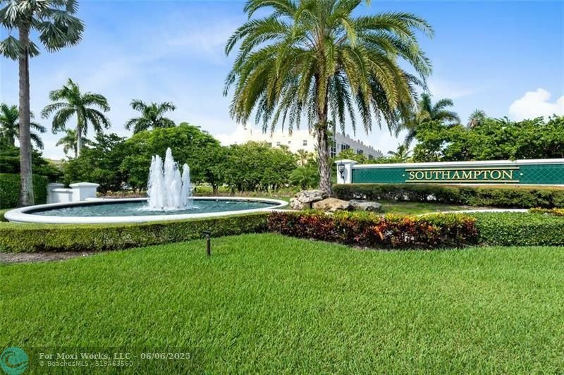 Property Photo: 7611 Southampton Ter 405A FL 33321