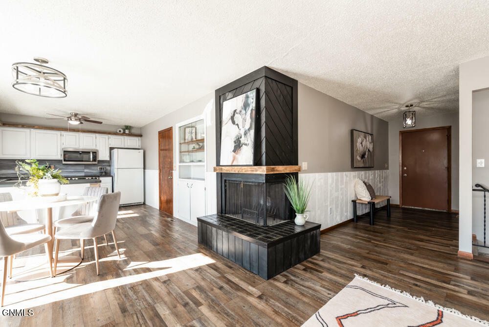 Property Photo: 2117 Harmon Avenue ND 58501