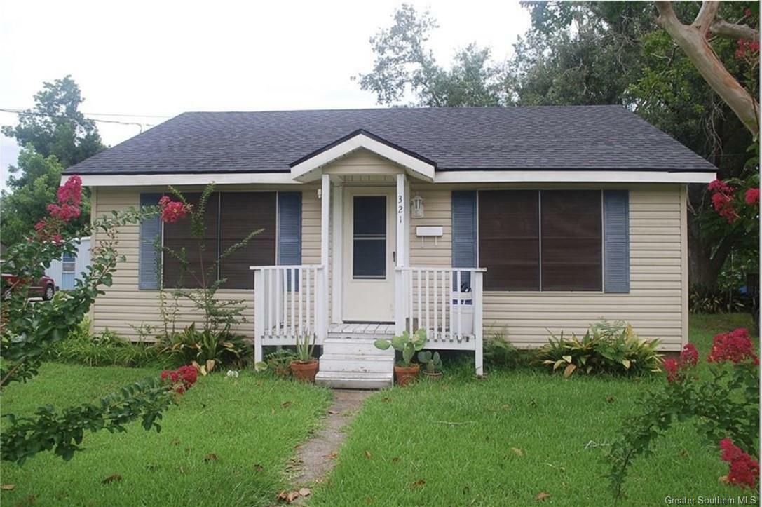 Property Photo: 321 W Lagrange Street LA 70605