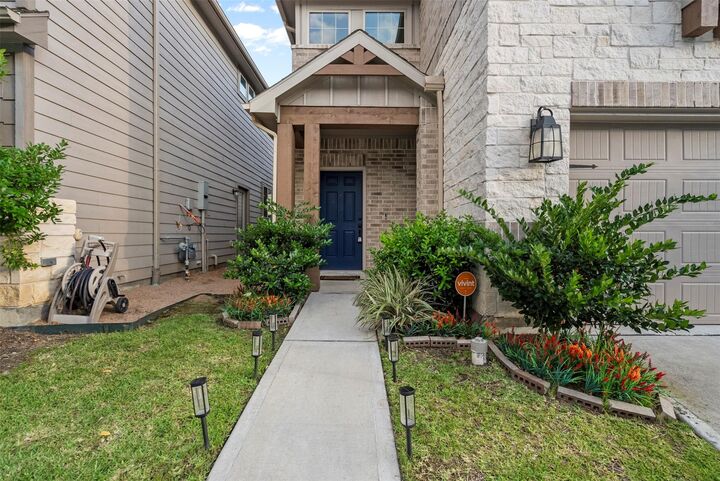 Property Photo: 4025 Starbright Street TX 77018