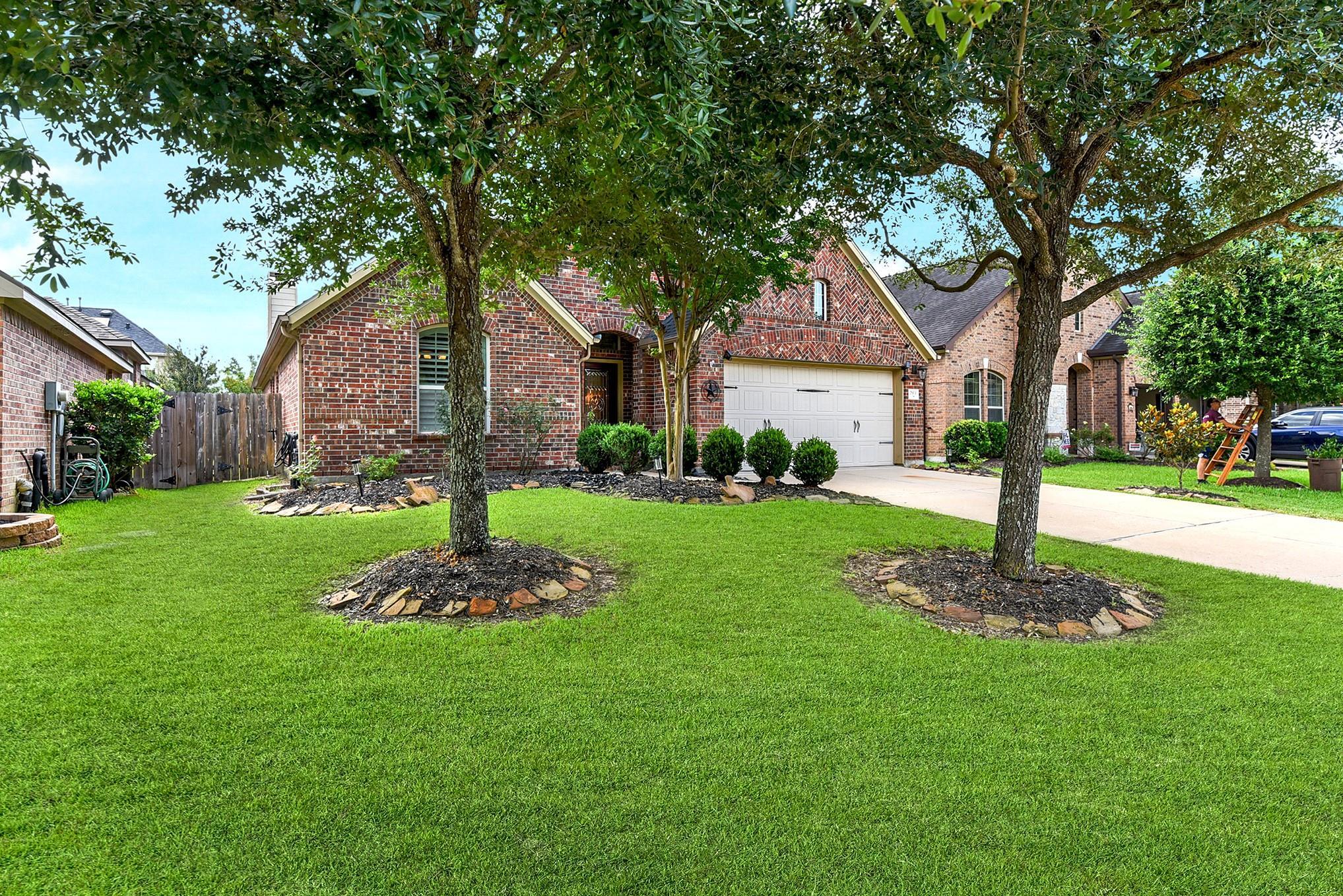 Property Photo:  2911 Fair Chase Drive  TX 77494 