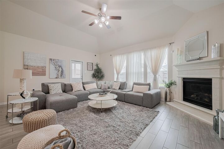 Property Photo: 5218 Windy Plantation Drive TX 77423