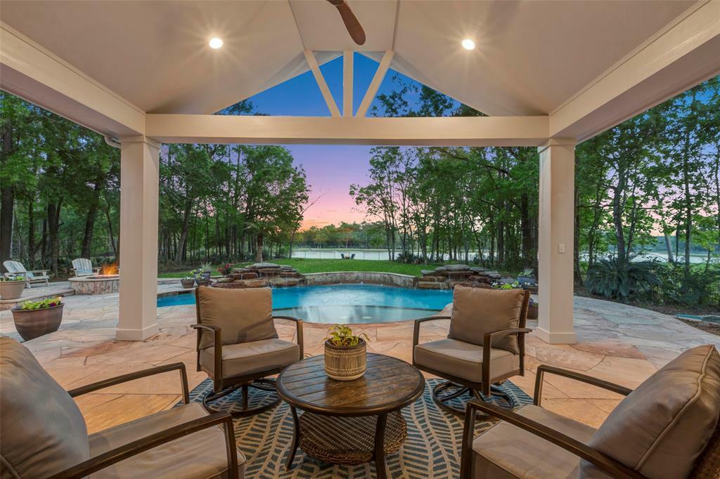 Property Photo:  3806 W Benders Landing Boulevard  TX 77386 