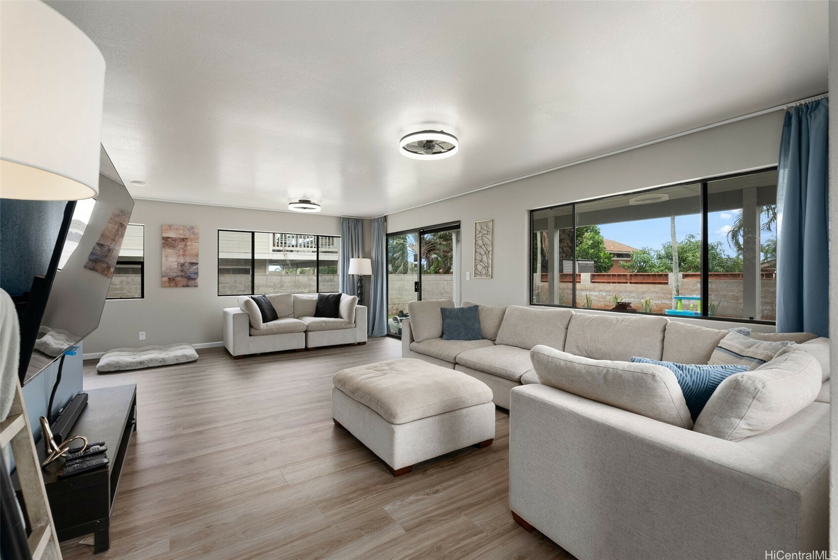 Property Photo: 92-1354 Kikaha Street HI 96707