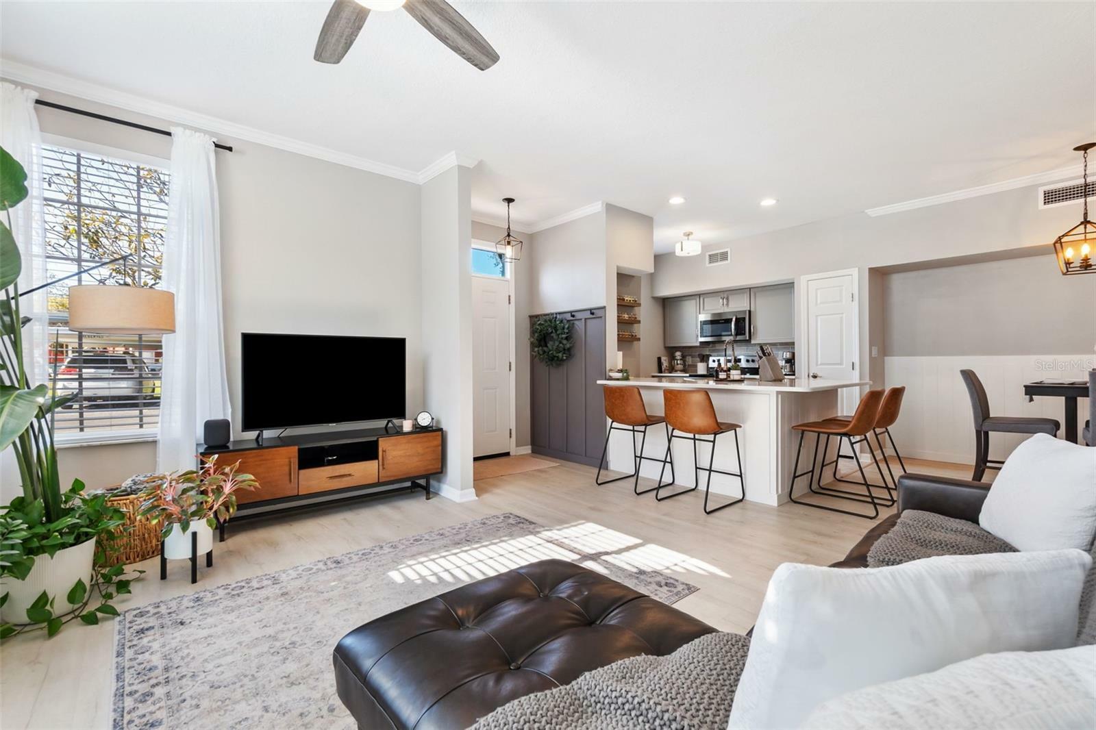 Property Photo: 10412 White Lake Court FL 33626