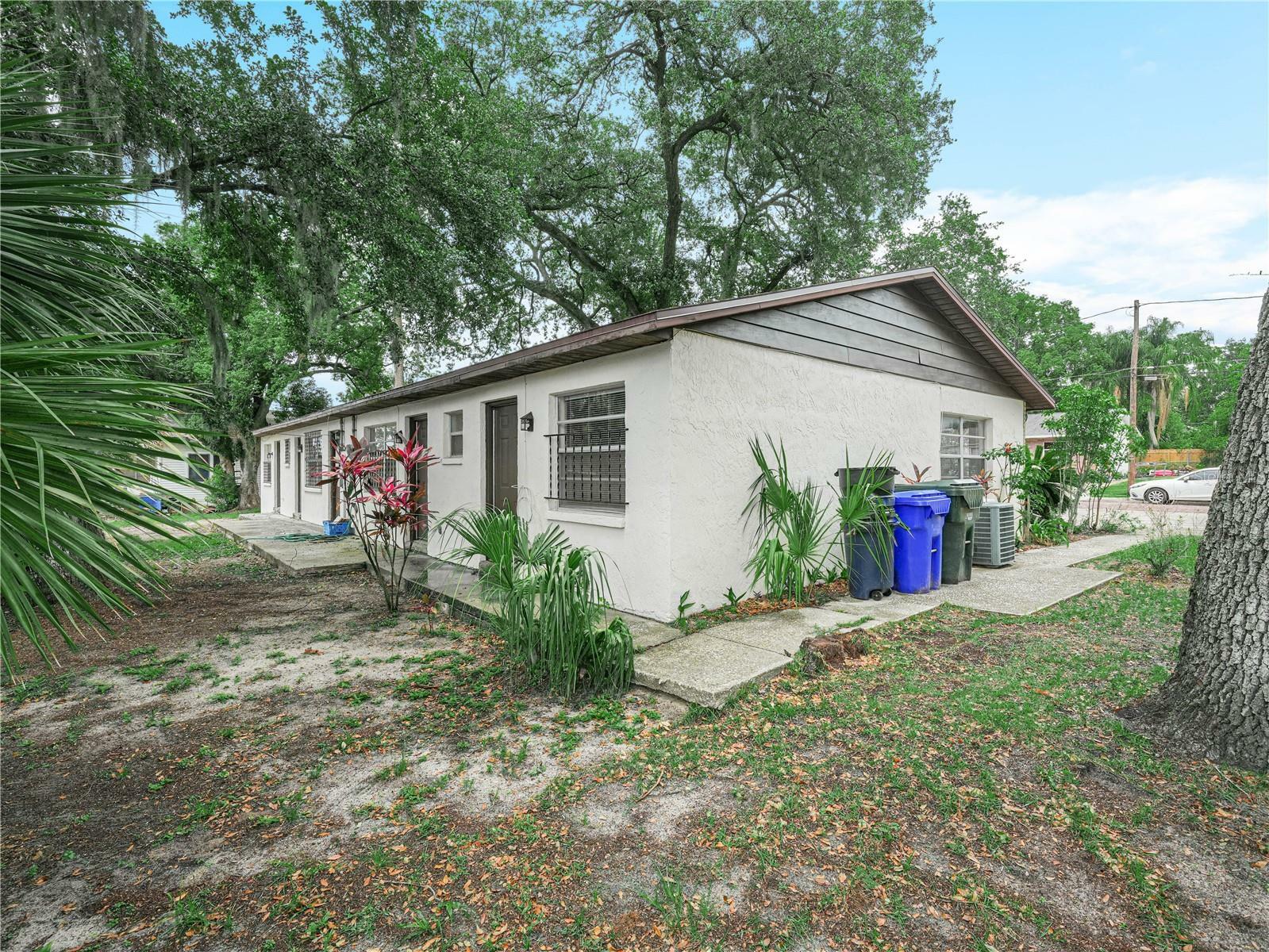 Property Photo: 1213 Hartsell Avenue FL 33803